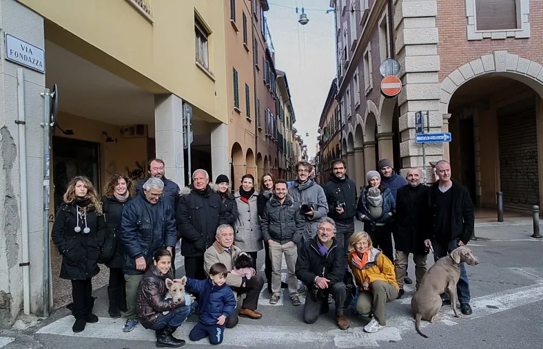 Benvenuti a Bologna <br />nella prima strada della solidarietà
