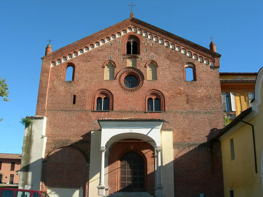 abbazia-morimondo-facciata