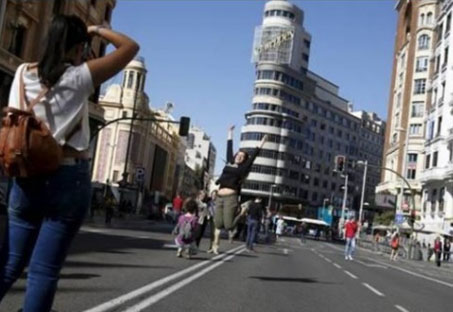Madrid: a piedi si viaggia, si respira e si compra meglio