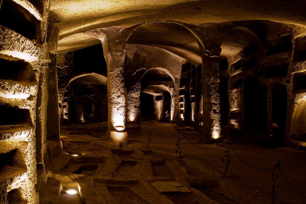 basilica-mayor-catacombe-san-gennaro