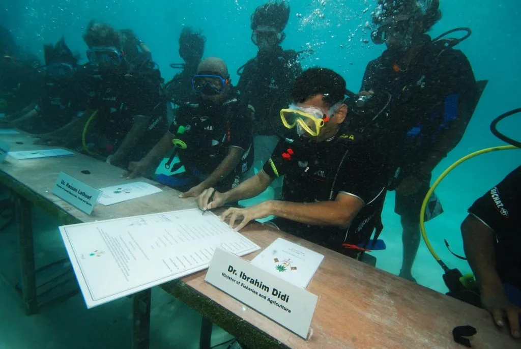 firma-accordo-clima-maldive