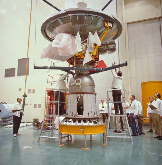 sonda-Pioneer-10-propulsore