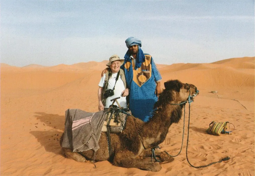 Peppino Lupo nel deserto del Sahara in Marocco