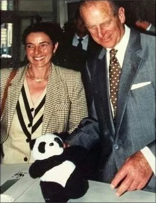 Grazia Francescato, Presidente WWF, con Principe Filippo - 1995