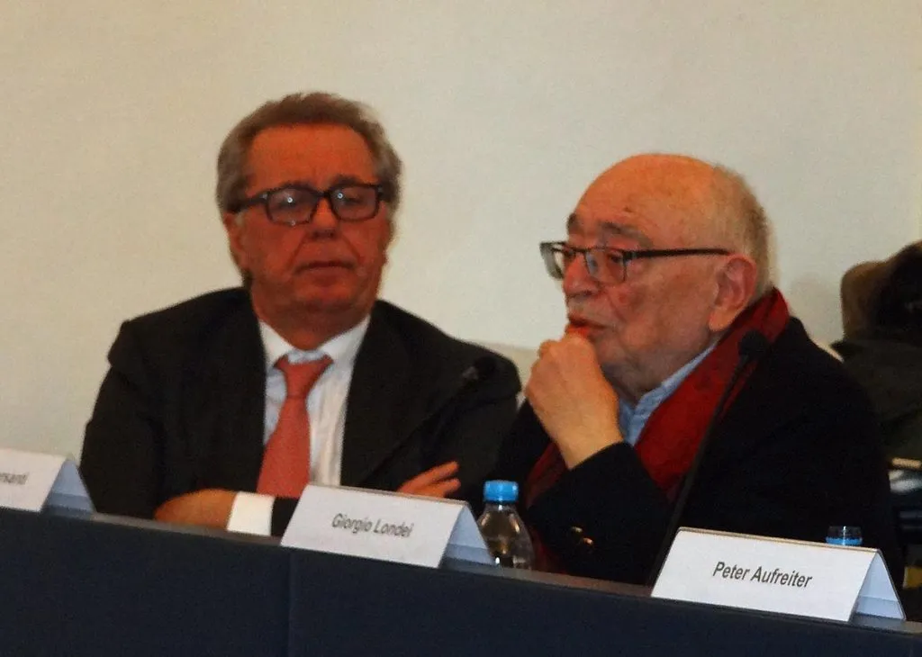 Il sociologo marchigiano Ferruccio Giovanetti (a sinistra: Monte Grimano, 1955) e il poeta Umberto Piersanti (Urbino, 1941)