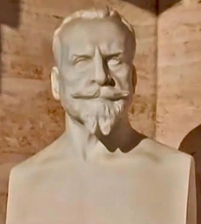Ettore Fenderl - Busto in marmo nel tablino tombale