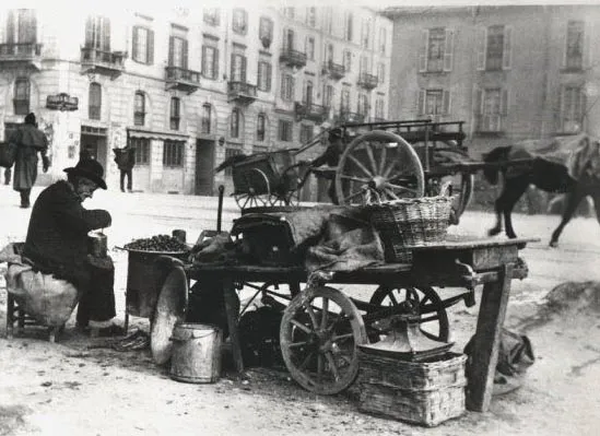 Milano 1890 - Venditore di caldarroste (e di coriandoli di carta)