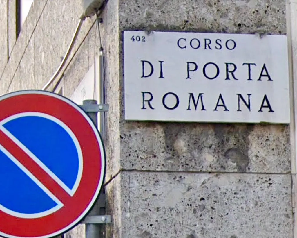19) Milano - ex via Roma ora corso di Porta Romana